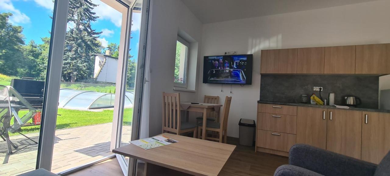 Apartman U Toma Frydlant nad Ostravici Ngoại thất bức ảnh