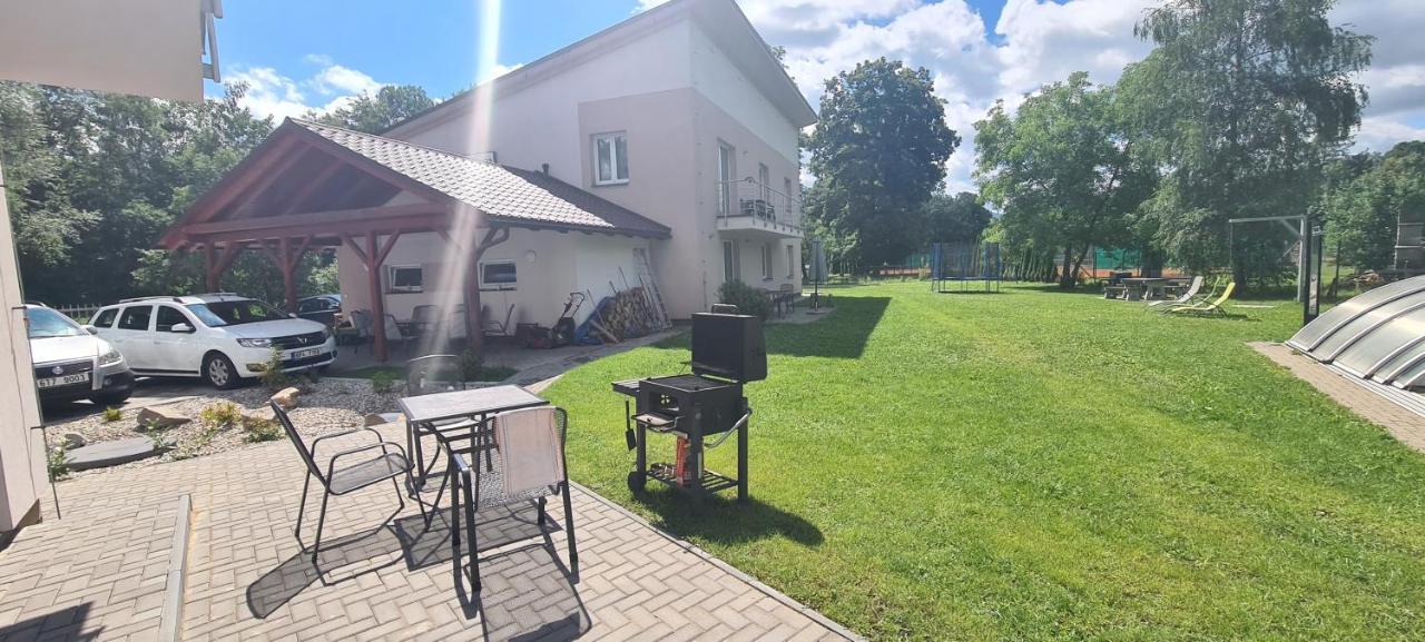 Apartman U Toma Frydlant nad Ostravici Ngoại thất bức ảnh