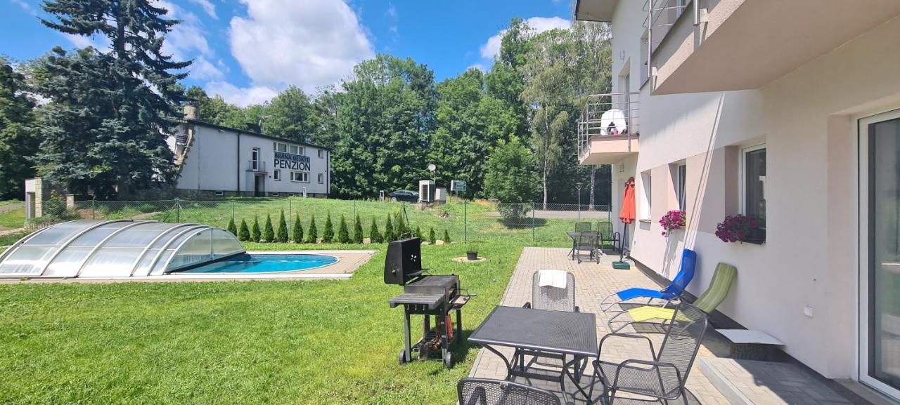 Apartman U Toma Frydlant nad Ostravici Ngoại thất bức ảnh