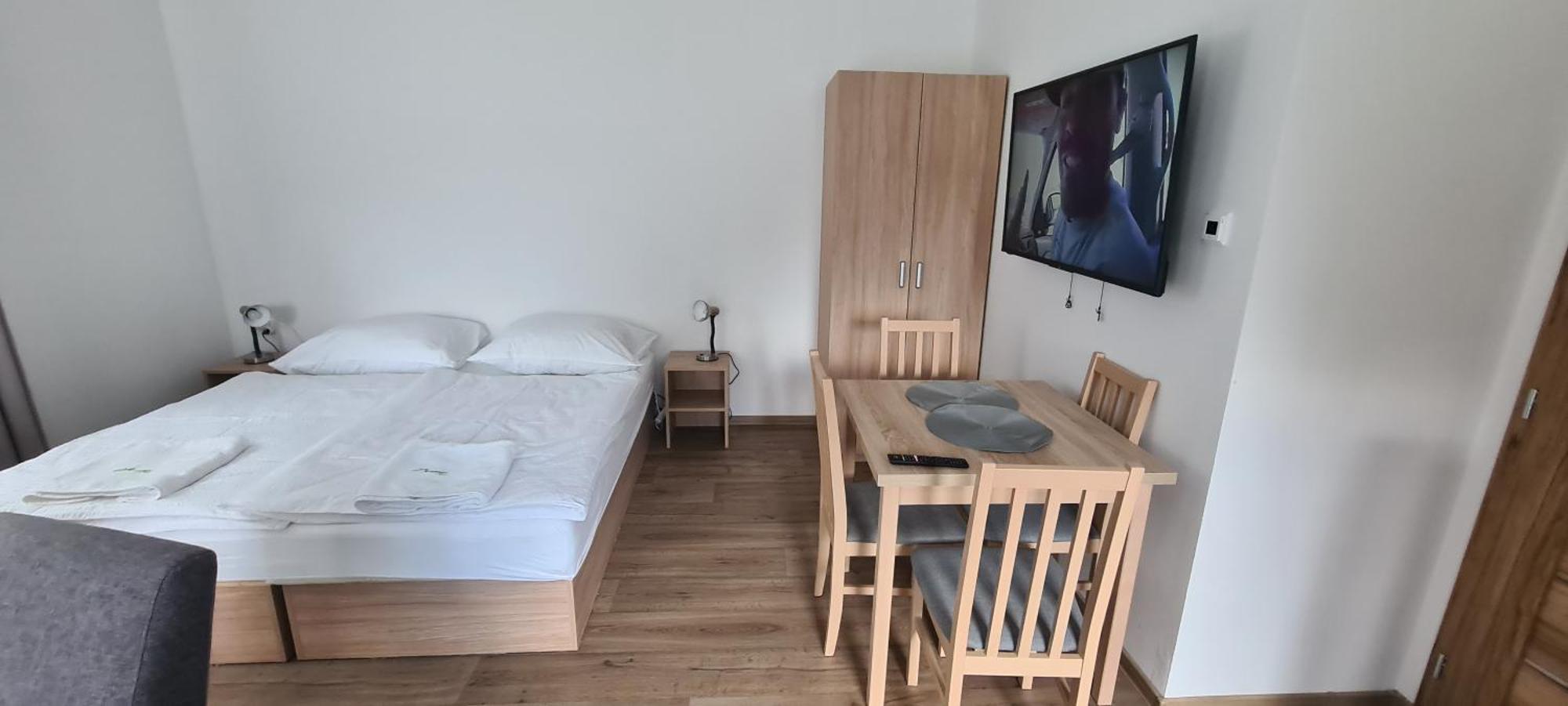 Apartman U Toma Frydlant nad Ostravici Ngoại thất bức ảnh