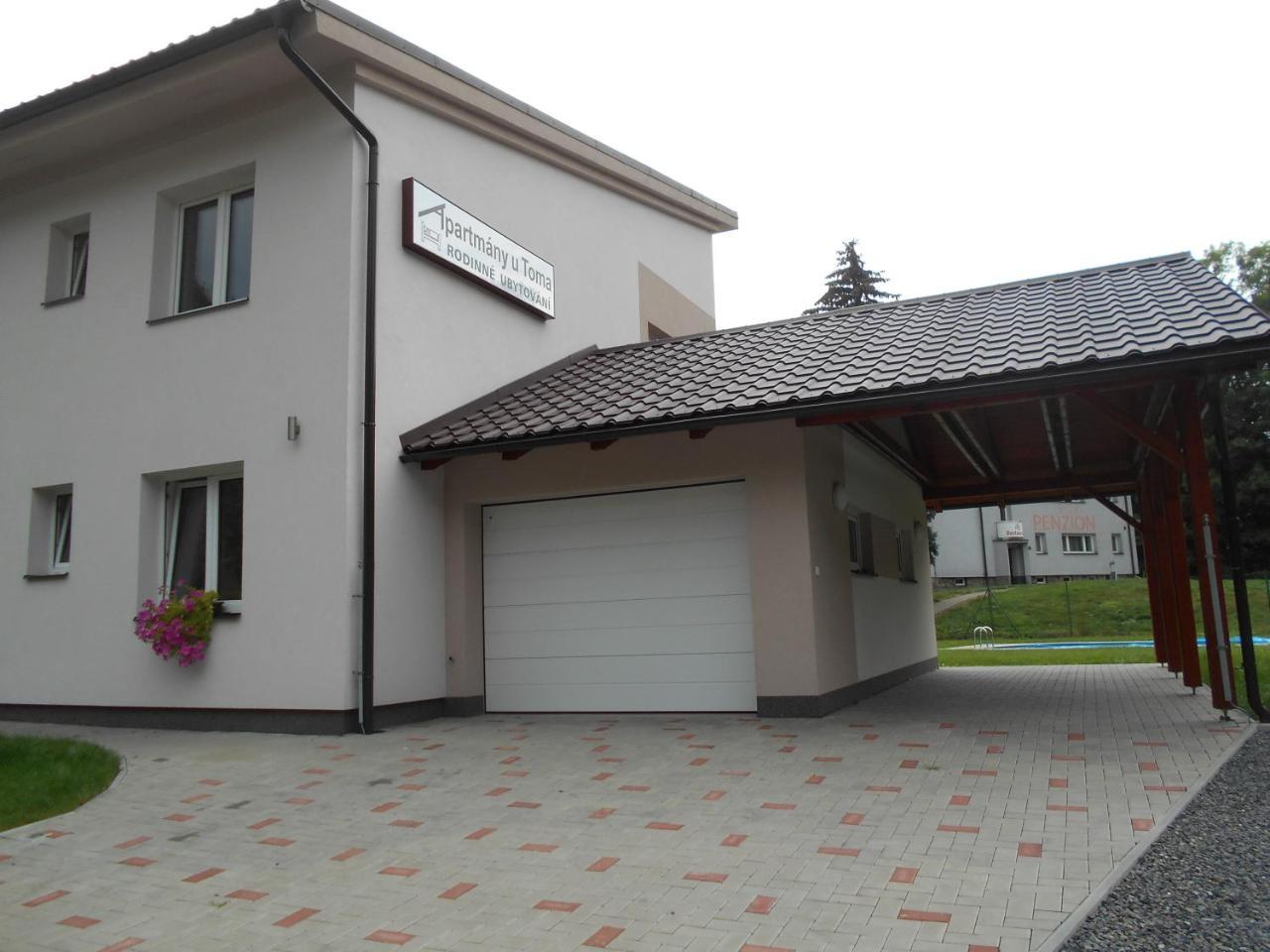 Apartman U Toma Frydlant nad Ostravici Ngoại thất bức ảnh