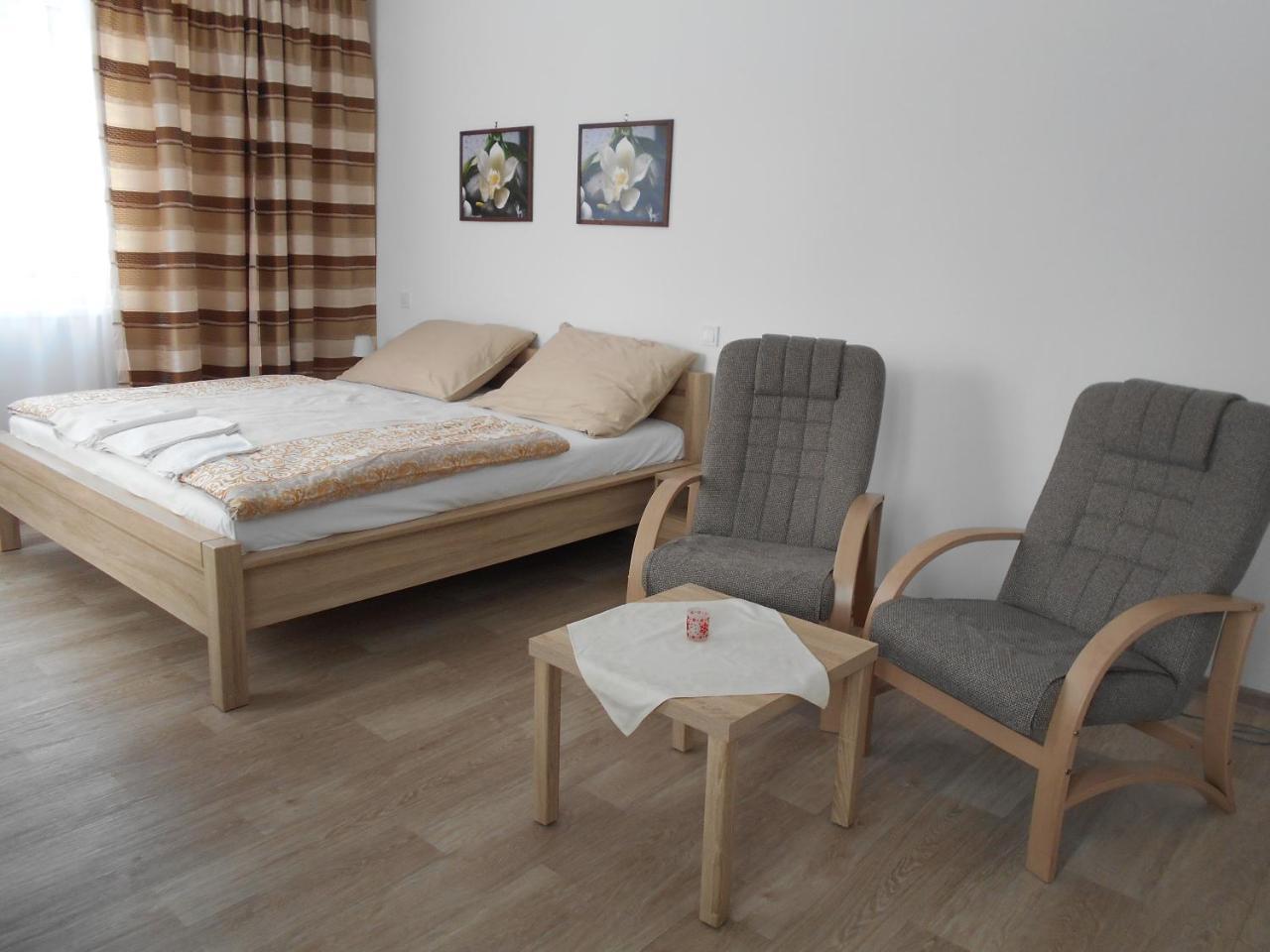Apartman U Toma Frydlant nad Ostravici Ngoại thất bức ảnh